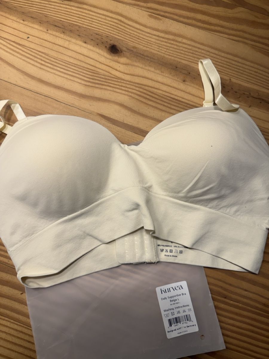 Altra biancheria intima: BH Gr L von Kurvea, beige – Nuovo e nell'imballaggio originale da Zell ZH venduto da Guffos