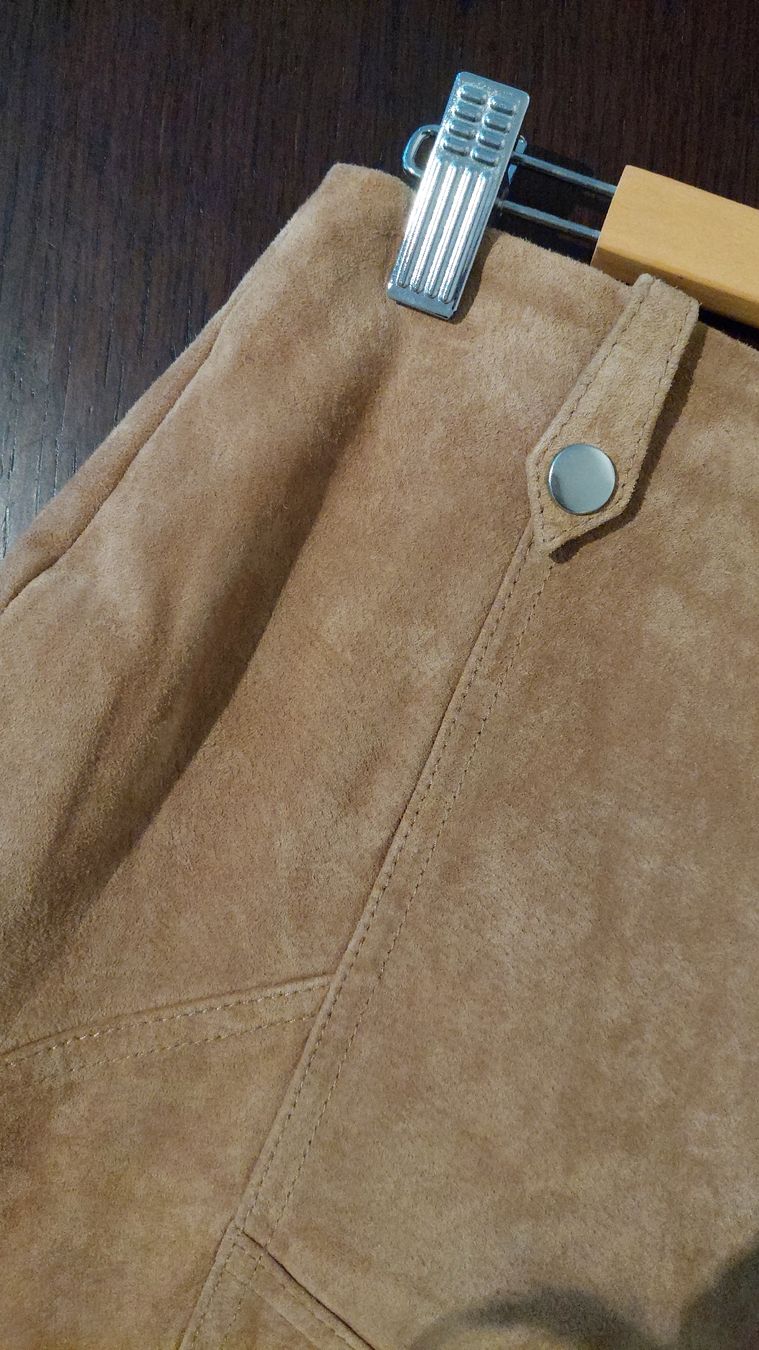 Mango Gonne: Jupe en daim MANGO taille L – Usato da Prilly venduto da July04 2