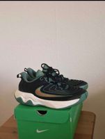 Nike Sport Schuhe (Basketballschuhe)