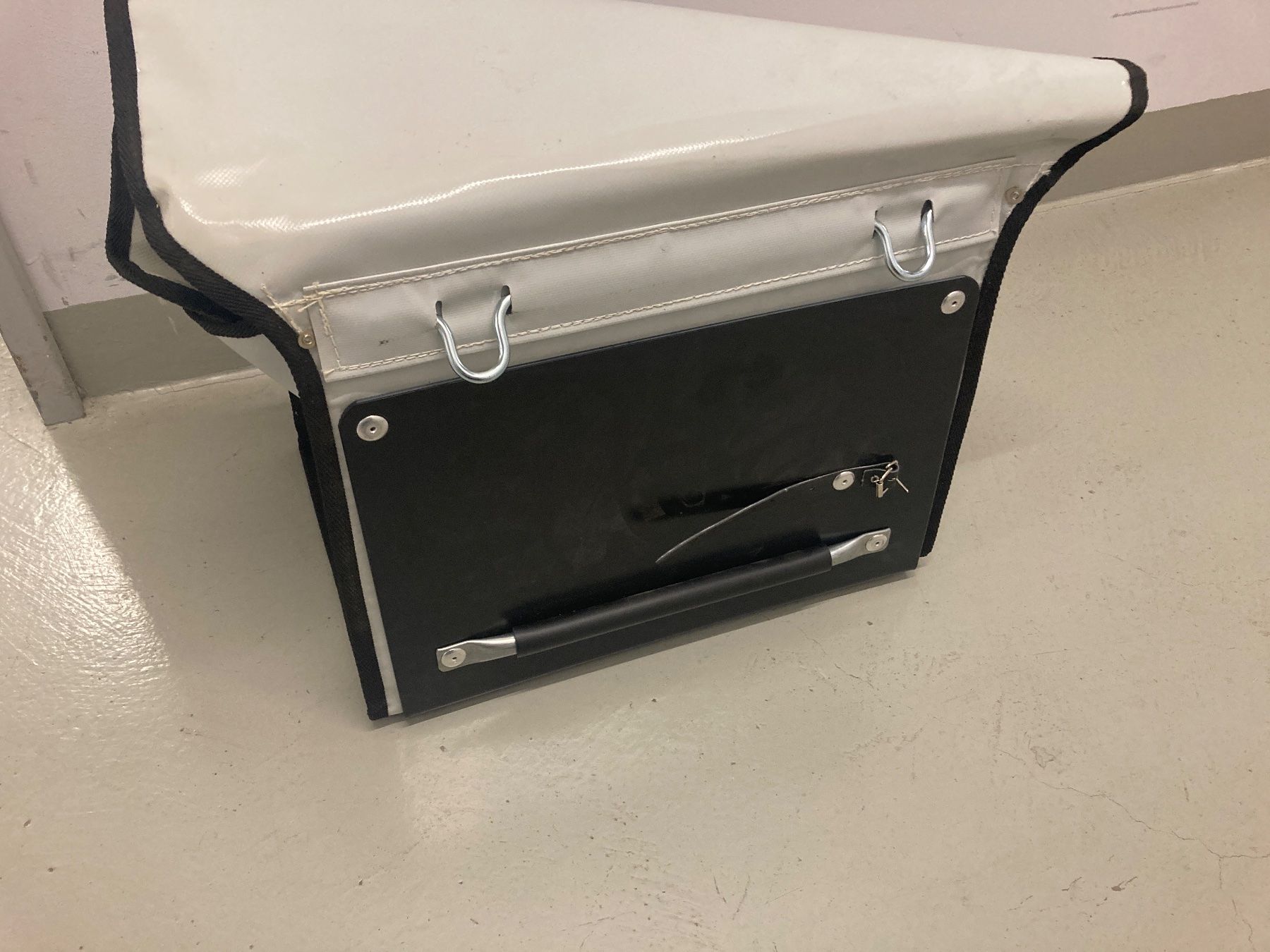 Pezzi di ricambio: Pöstlertasche, Zeitung/Briefe Tasche – Nuovo (secondo la descrizione) da Binningen venduto da 3zoepfli 2