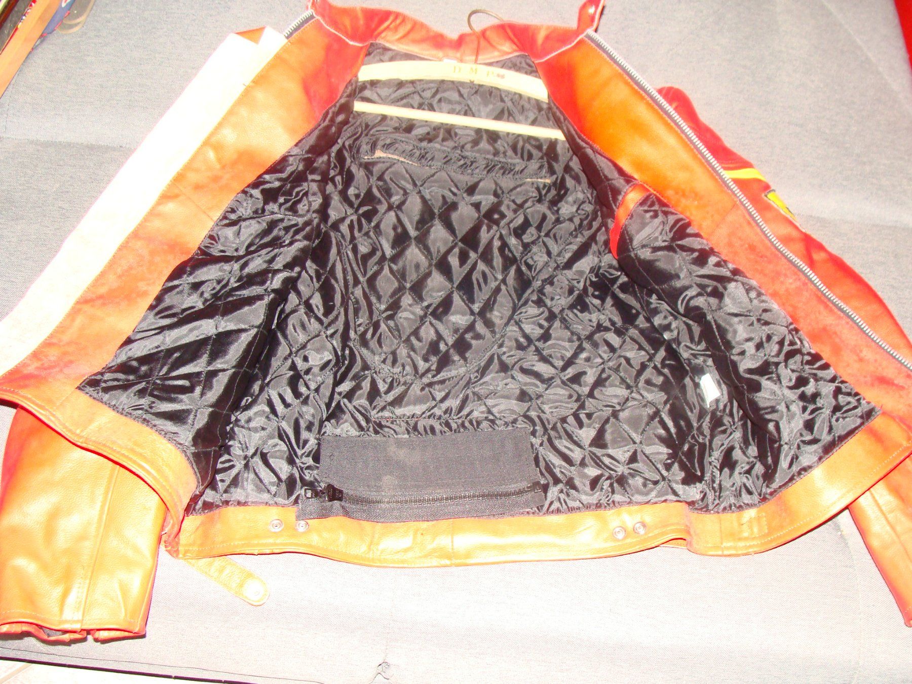 Ferrari Giacche: Veste de course pour pilote Ferrari – Usato da Cuarny venduto da hen_g7hn 9