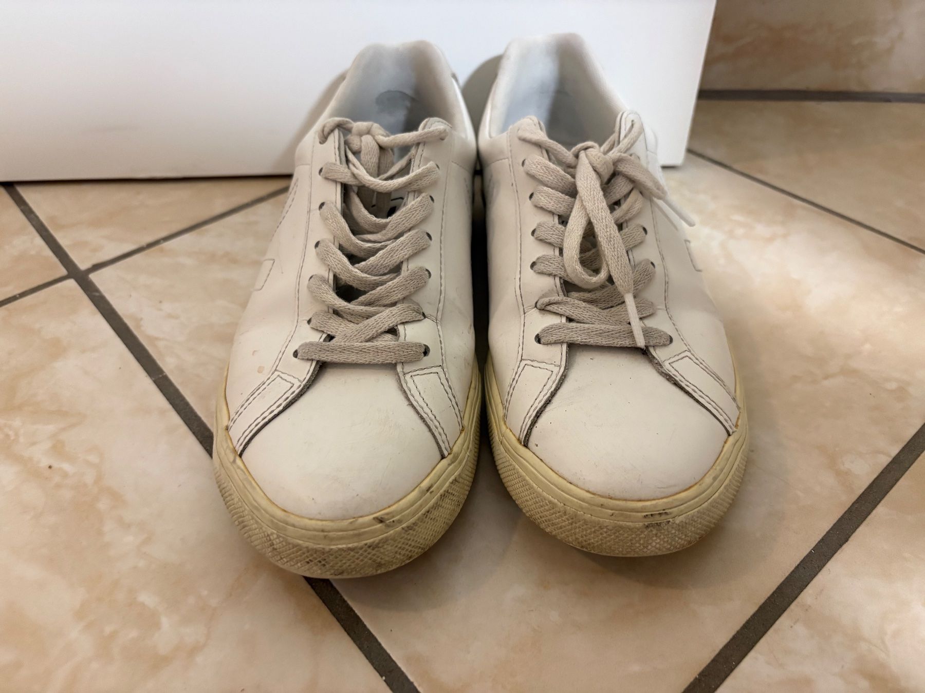 Veja Scarpe da donna: Veja Shoes Sneakers - Size Grösse 40 – Usato da Muzzano venduto da Sidney_3 2