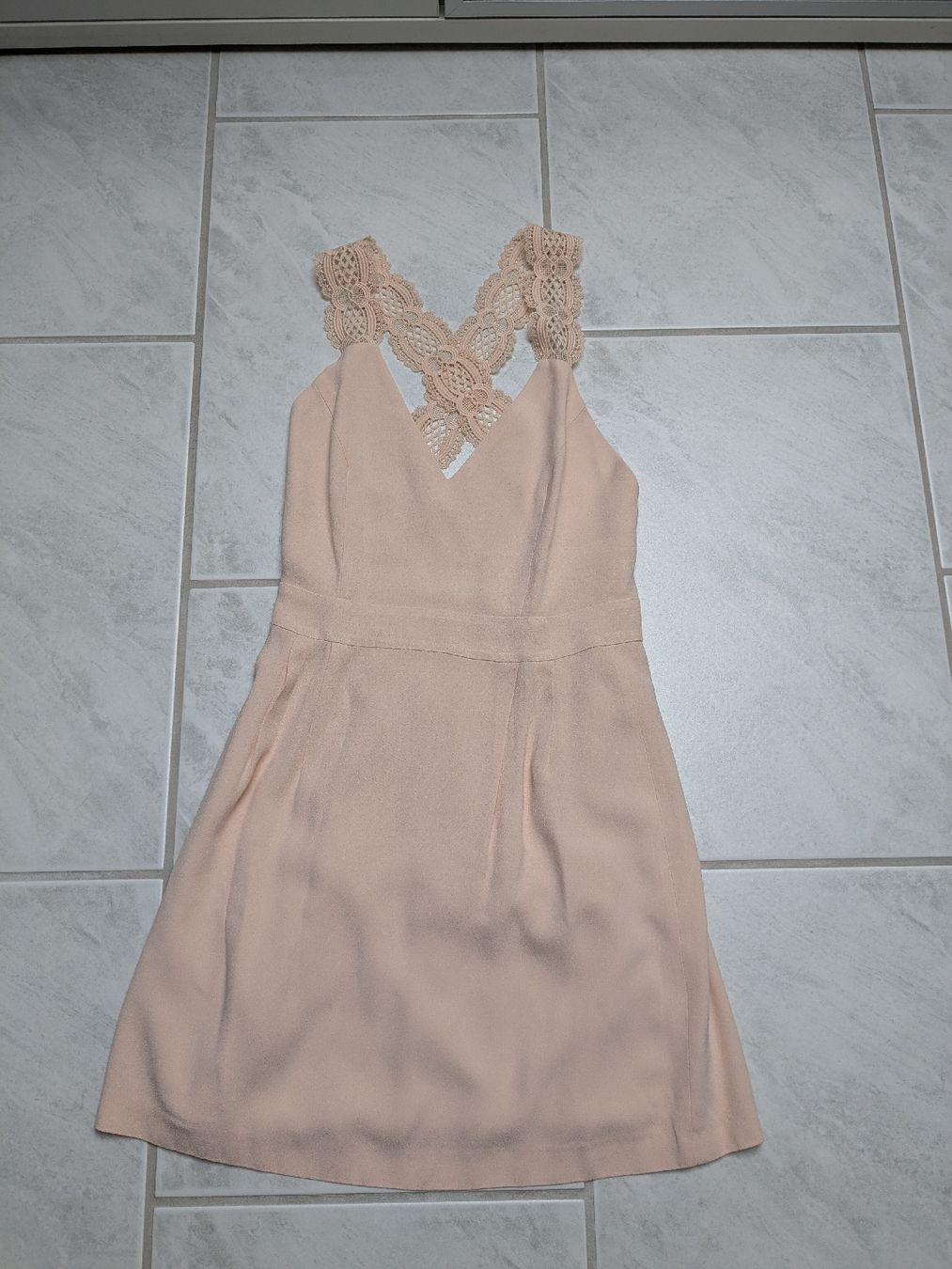 Sezane Vestiti: Sezane Kleid – Usato da Küssnacht am Rigi venduto da schweizerrose 1