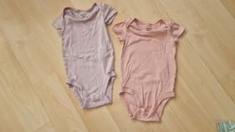 2 Kurzarmbody gr 6m, Carter's