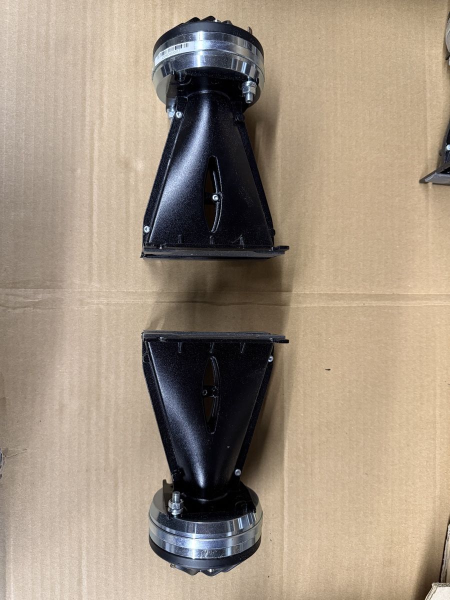 Casse acustiche: Hochtöner 1“ LineArray Horn Wave Guide – Usato da Altishofen venduto da upstage