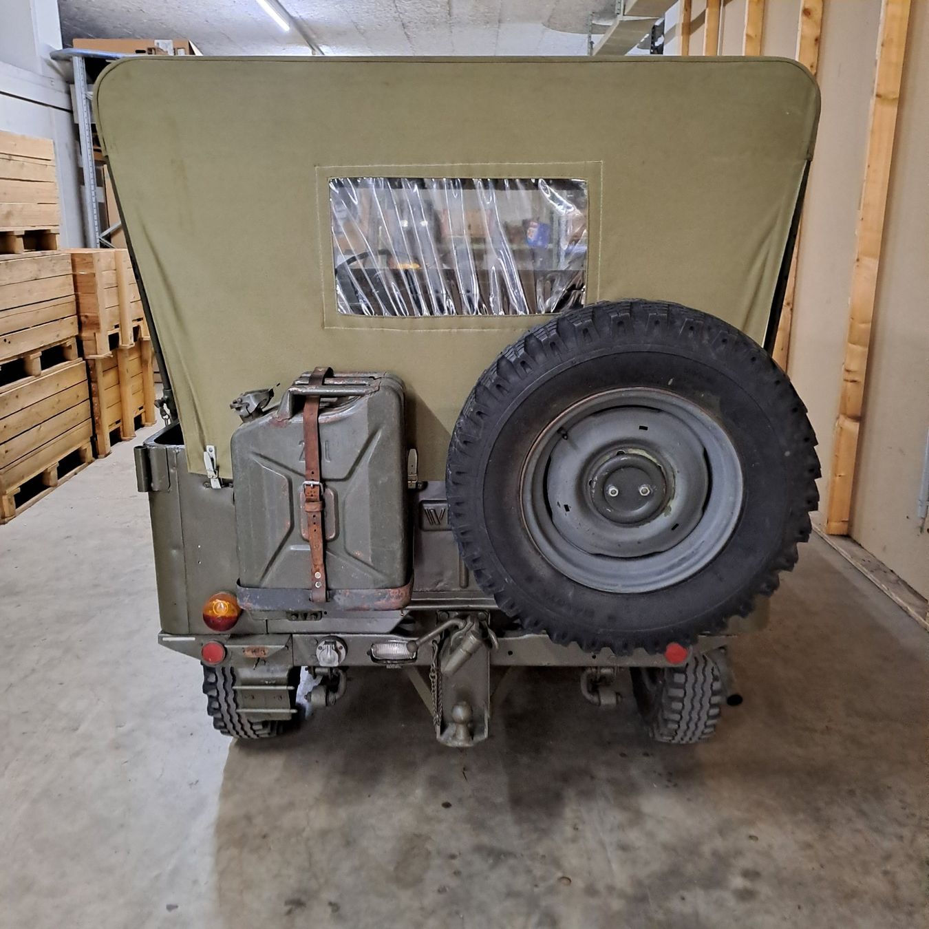 Jeep Automobili: Willys Universal Jeep CJ - 3A – Usato da Altnau venduto da Nhj 1