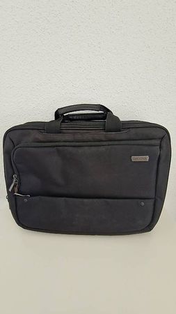 DICOTA Laptop-und Tablettasche mit Rucksackfunktion