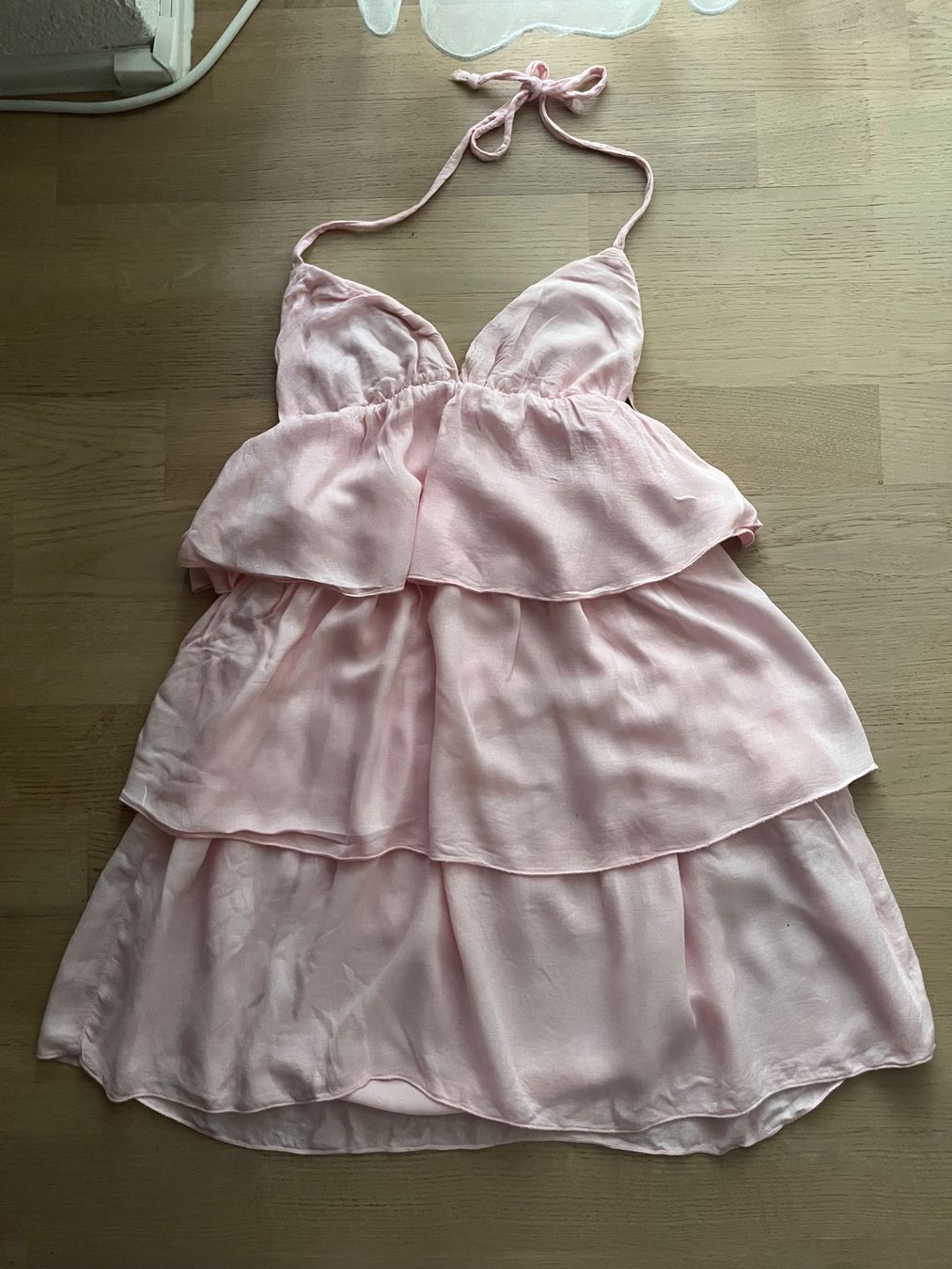 Vestiti: Subdued Volantkleid Rosa – Nuovo (secondo la descrizione) da Dietikon venduto da Pmoebi 1
