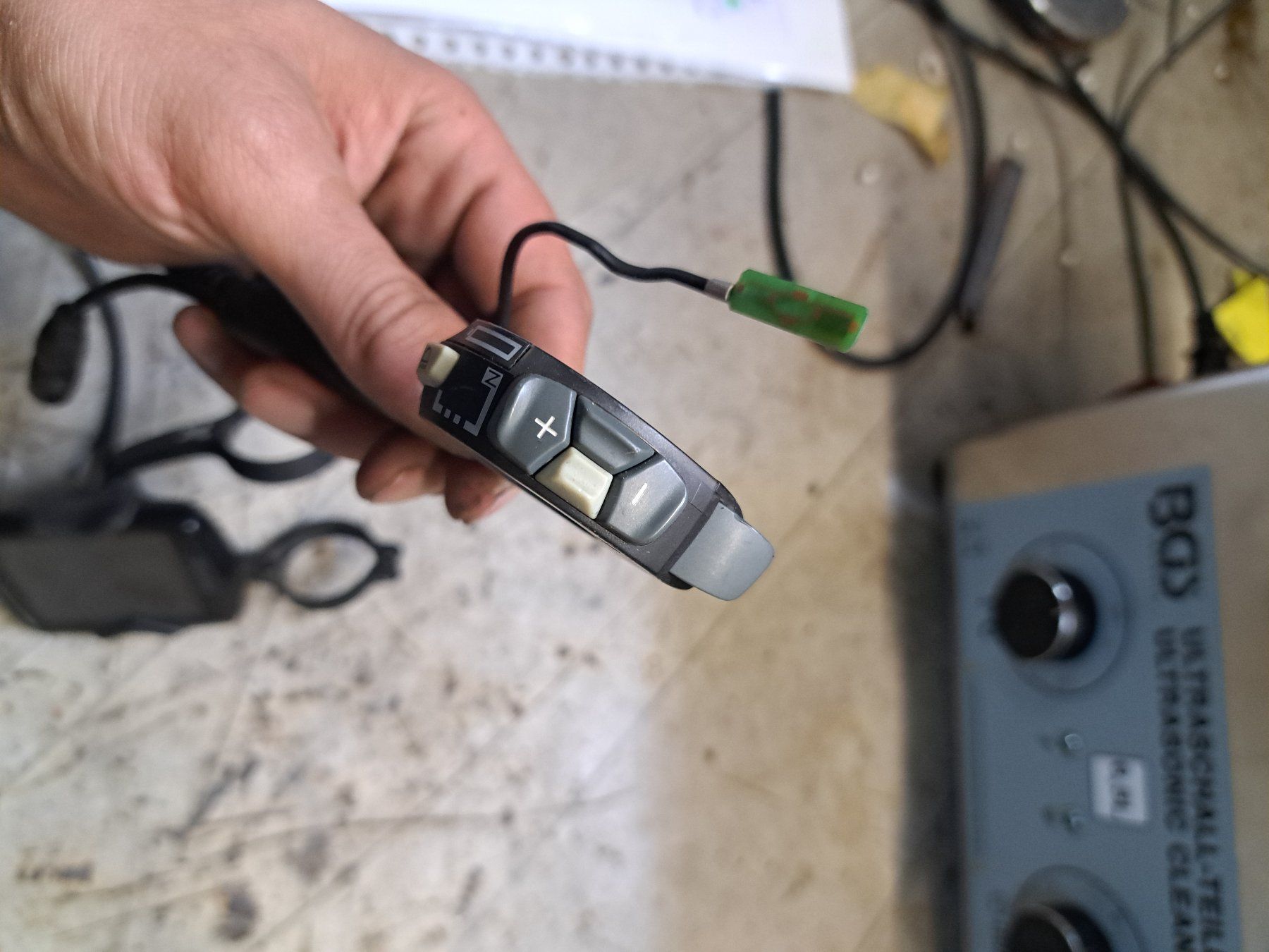 Bionx Pezzi di ricambio: BionX E-Bike Computer Tacho Display – Usato da Hallau venduto da ZIEGLER-Motorhandel 3