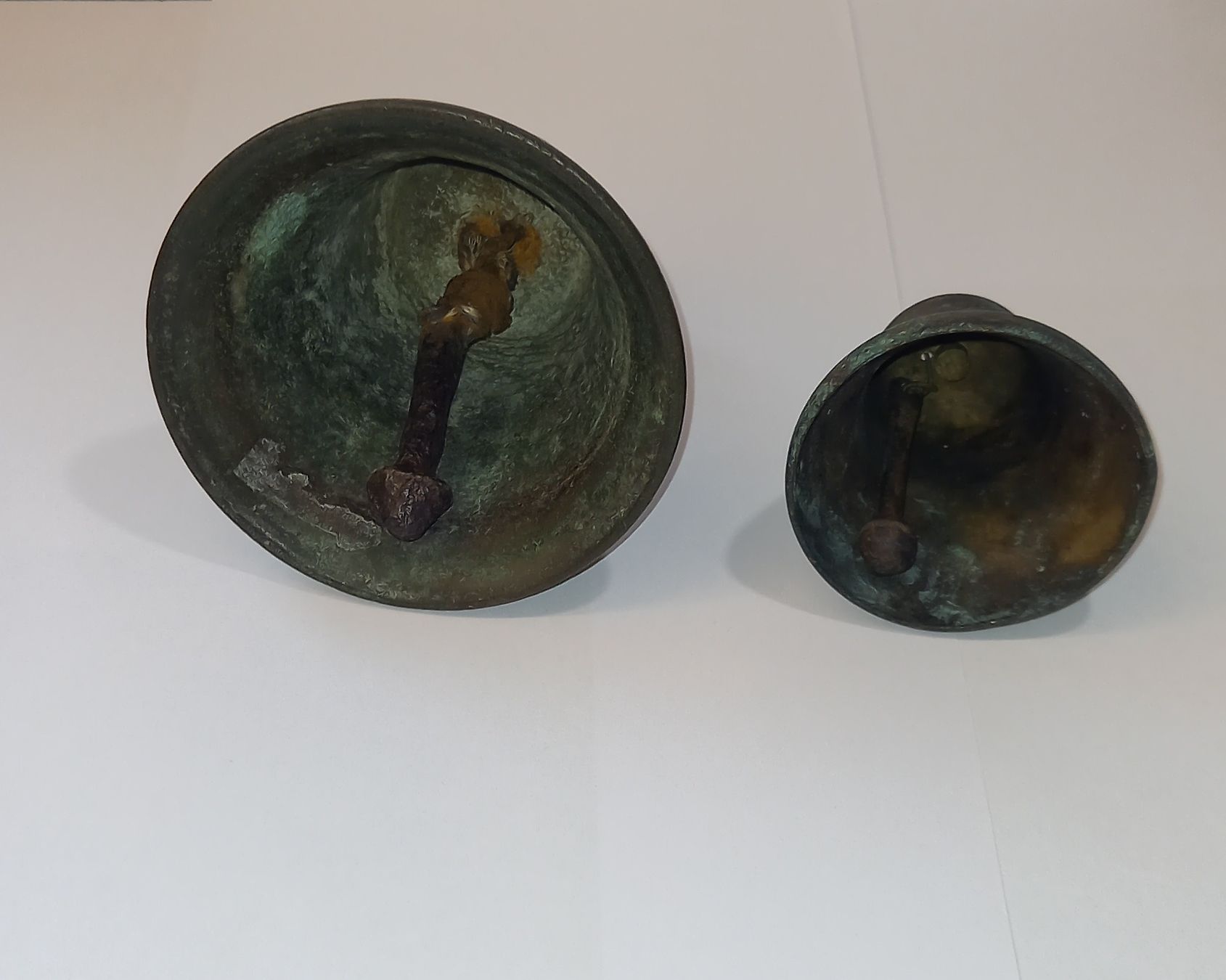 Campanacci mucche: Zwei Antike Glocken, aus bronce. – Usato da Reiden venduto da jasi029 2