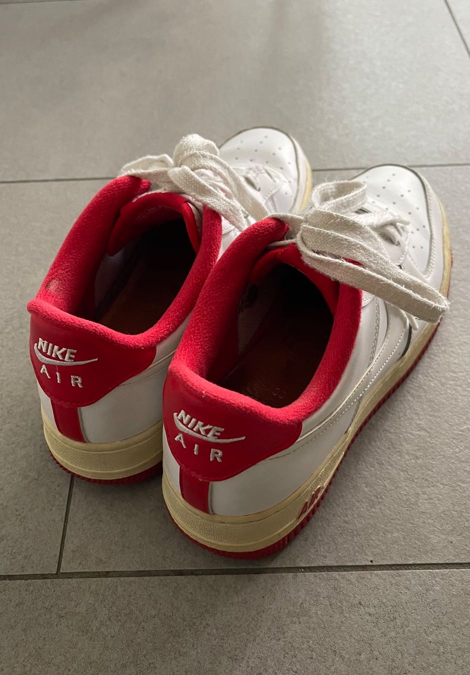 Nike Scarpe da uomo: Nike Air Force 1 Weiss/Rot Gr. 39 – Usato da Zürich venduto da ang_65gc 1