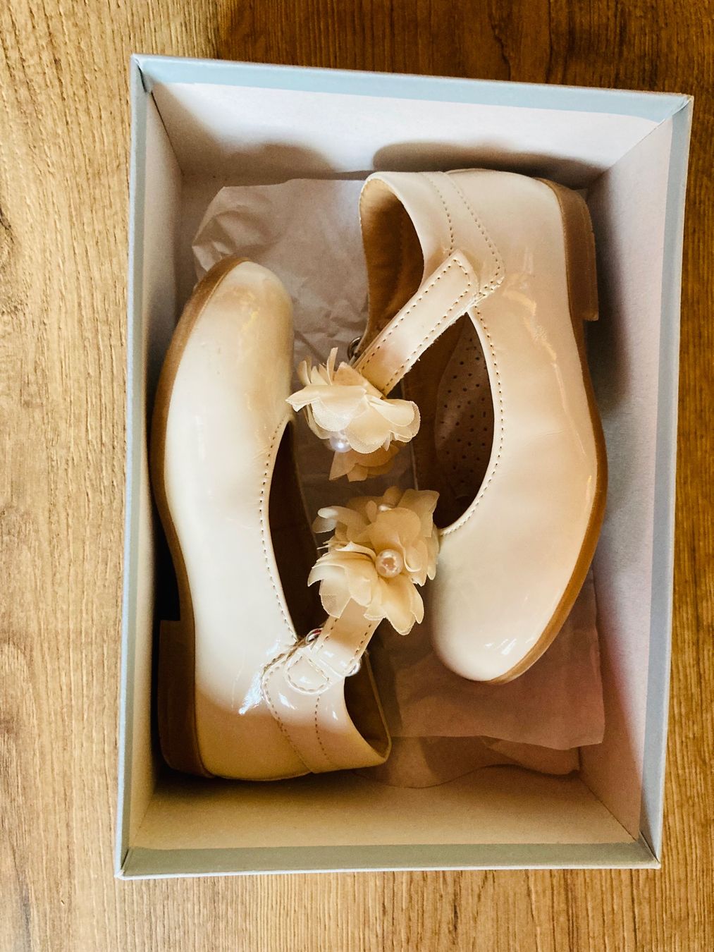 Scarpe per ragazze: Lackschuh Mädchen Hochzeit Junior – Nuovo e nell'imballaggio originale da Einsiedeln venduto da MartinaDeal 1