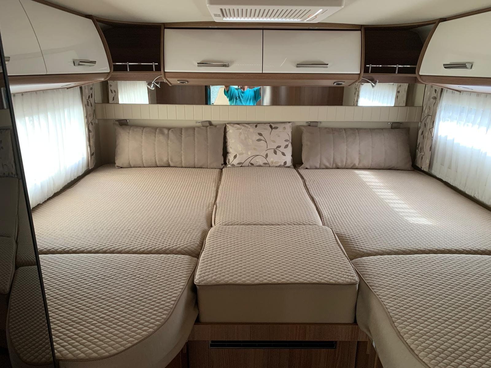 Carthago Camping Fahrzeuge: Wohnmobil Carthago c - Tourer T 143 LE – Gebraucht aus Füllinsdorf von Kater46 1