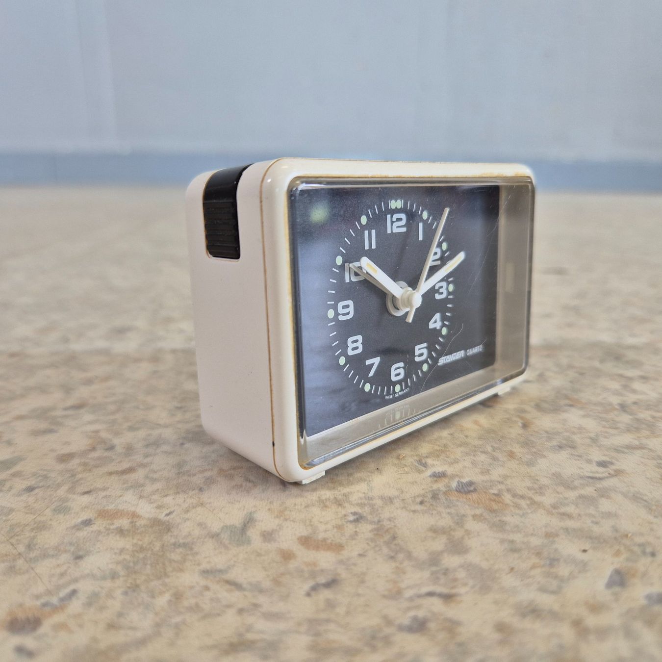 Sveglie: 80s Alarm Clock Wecker Uhr Staiger Quartz Reisewecker – Usato da Nottwil venduto da Wondewa-Shop 8