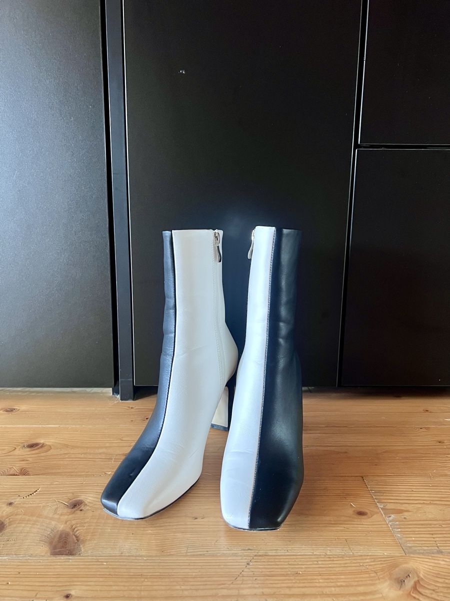 Scarpe da donna: Zweifarbige Stiefelette von RAID – Usato da Balgach venduto da Ni.Steiger 3