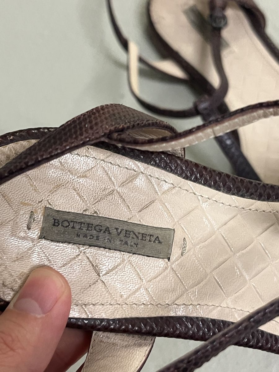 Bottega Veneta Chaussures femmes: Bottega Veneta Python Sandals  – D'occasion à Pfäffikon SZ par Zitrone_100 1