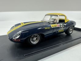 1961 Jaguar E Type 1:43, inkl. Acrylbox, BEST MODEL