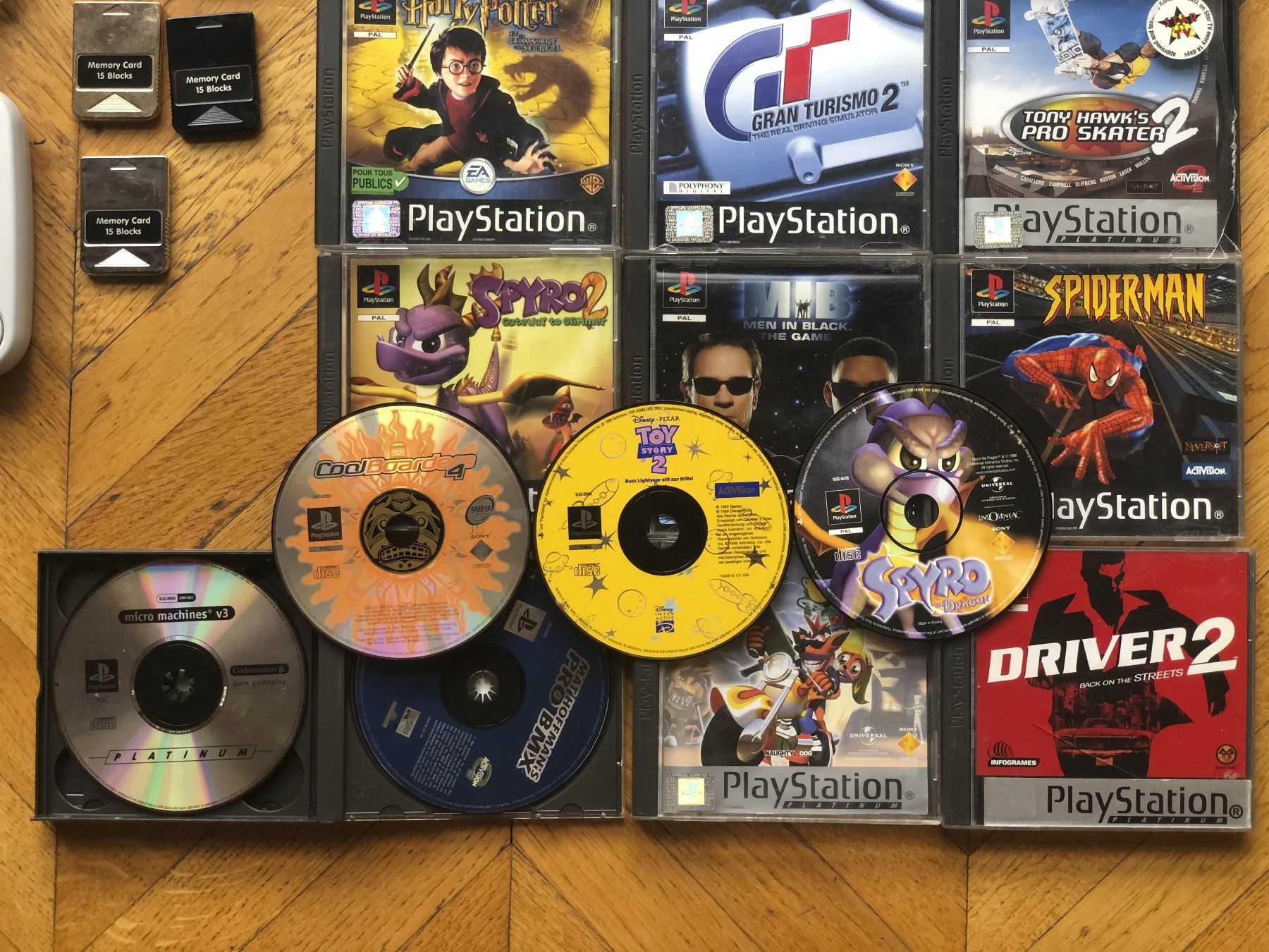 Sony Consoles: PS ONE + GAMES – D'occasion à Zürich par Abost 2