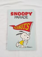 "SNOOPY Parade Peanuts"  Buch aus dem Jahre 1988