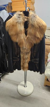 Damen Jacke mit Echtpelz Kragen braun Grösse S