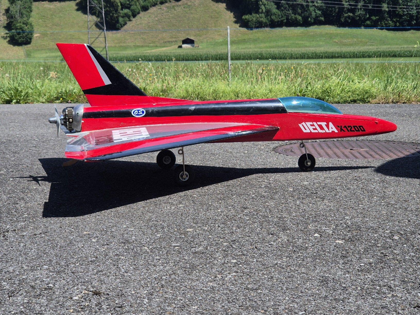 RC Kits de montage: Delta X1200 Graupner – Défectueux à Wattenwil par hps_z6w9 1