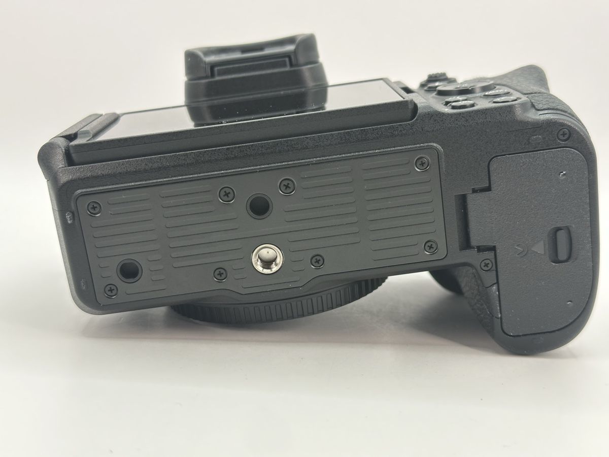 Nikon Fotocamera: Nikon z6 iii mit Garantie – Nuovo (secondo la descrizione) da Arbon venduto da Sed_9bj9 6