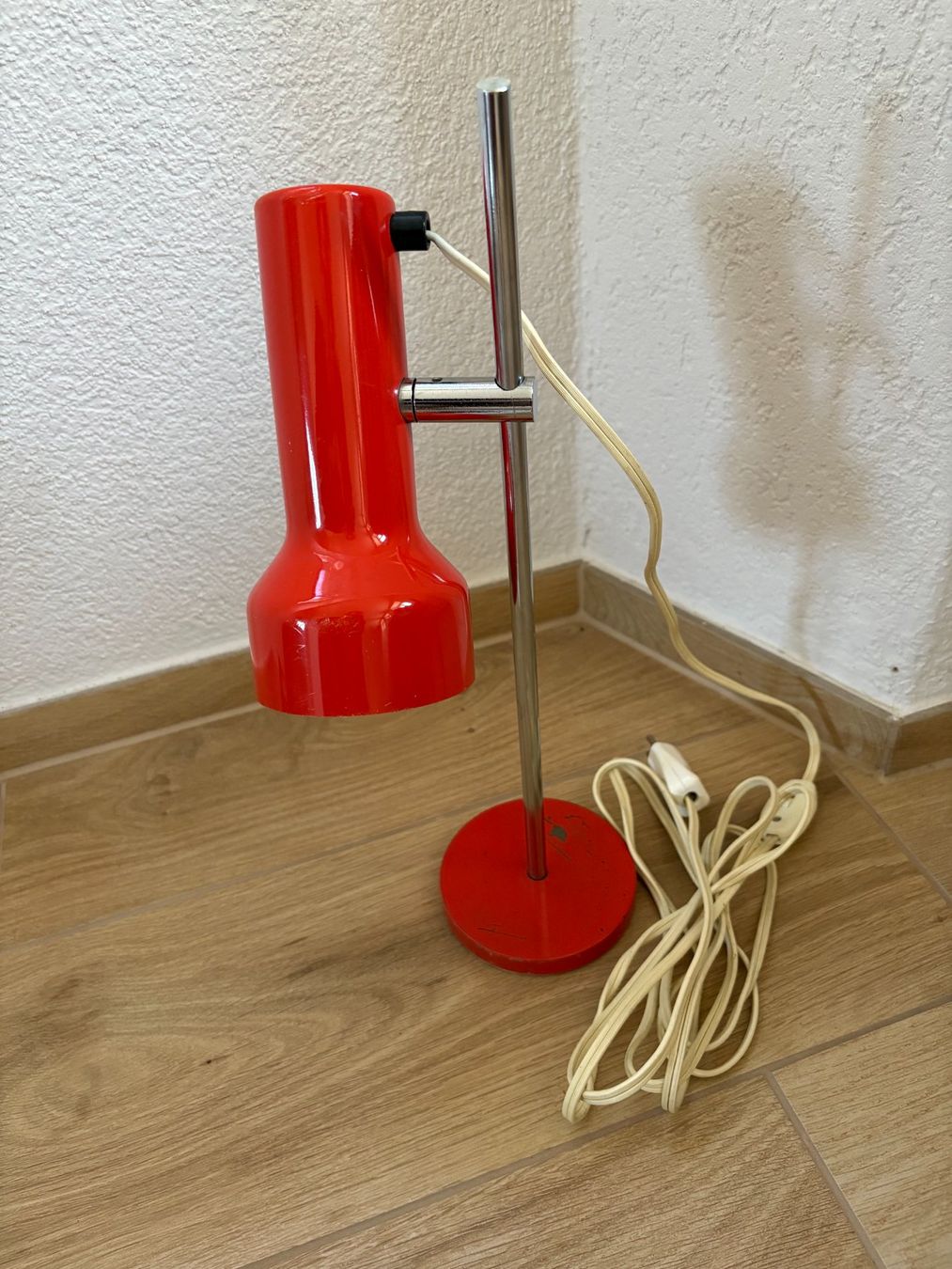 Lampes: Retro Tischlampe orange – D'occasion à Fislisbach par Isabelleli
