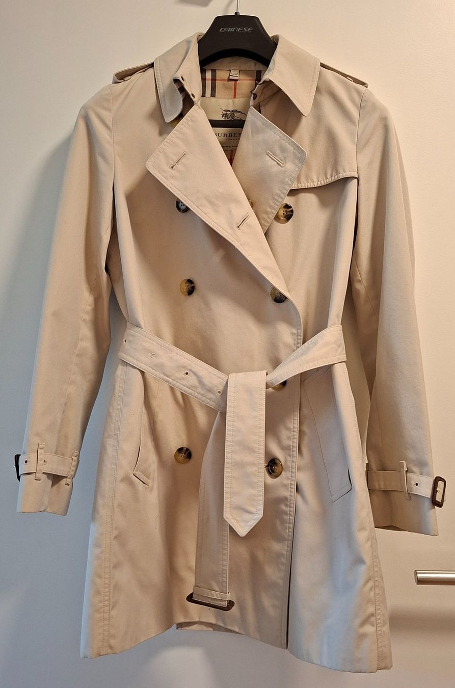 Burberry Cappotti: Burberry Trenchcoat, UK 10 – Usato da WINTERTHUR venduto da Nanuk21 3