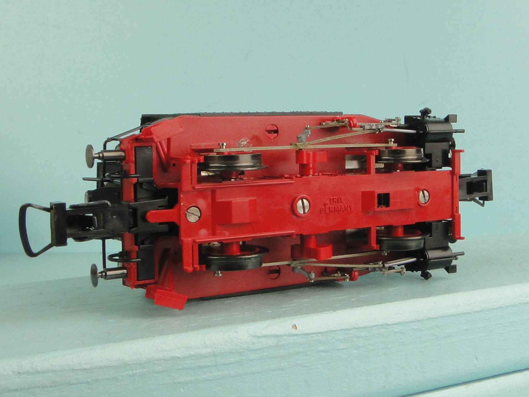 Trix Modelleisenbahnen: Trix H0 22415 Glaskasten – Gebraucht aus Bülach von cann11 5