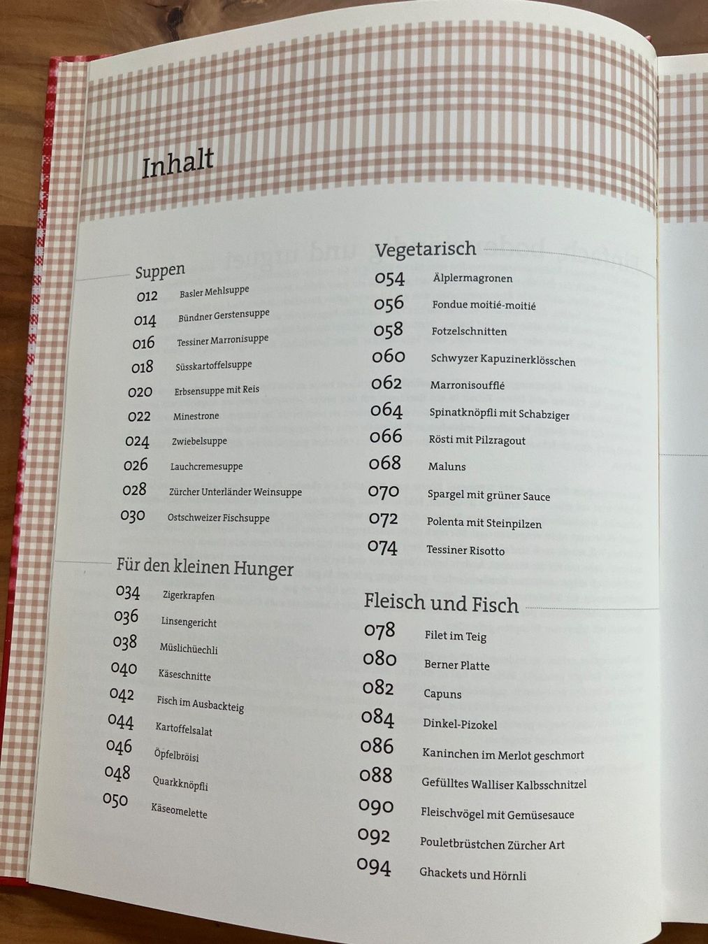 Libri: Kochbuch: die besten Schweizer Rezepte – Usato da Bern venduto da sturmmoewe 2