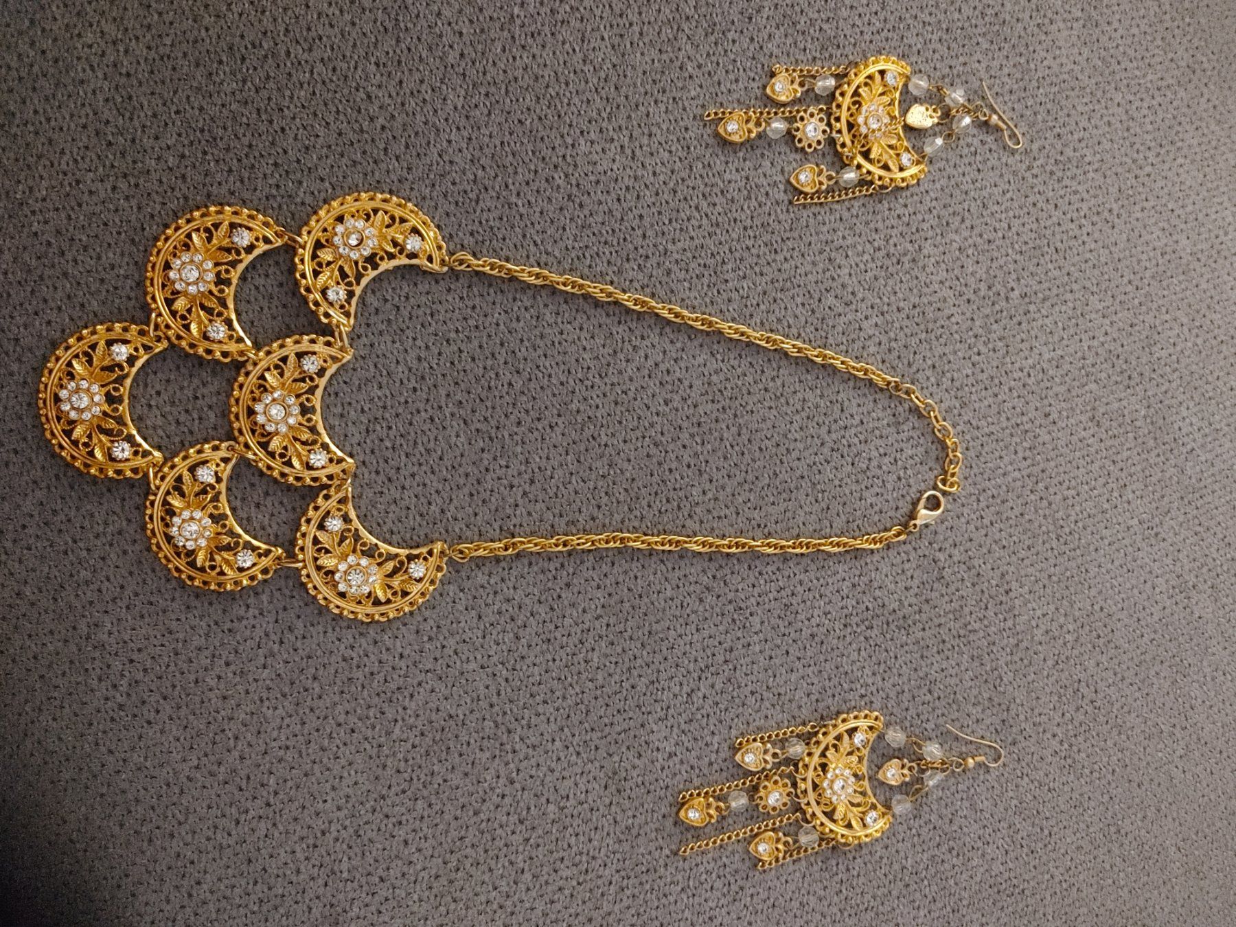 Catenine: Schmuck Set – Usato da Dielsdorf venduto da lor_822j