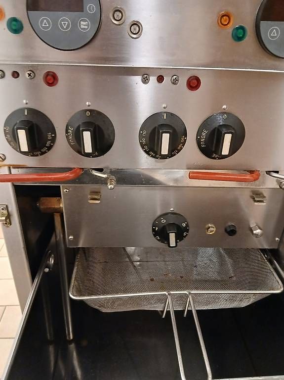Appareils de cuisine: Friteuse Valentine double cuve – D'occasion à Martigny par ulysse41 3