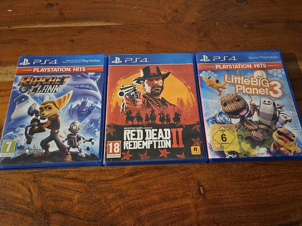Console: PS4 Slim mit drei Spielen – Usato da Fraubrunnen venduto da Ra_mos 1