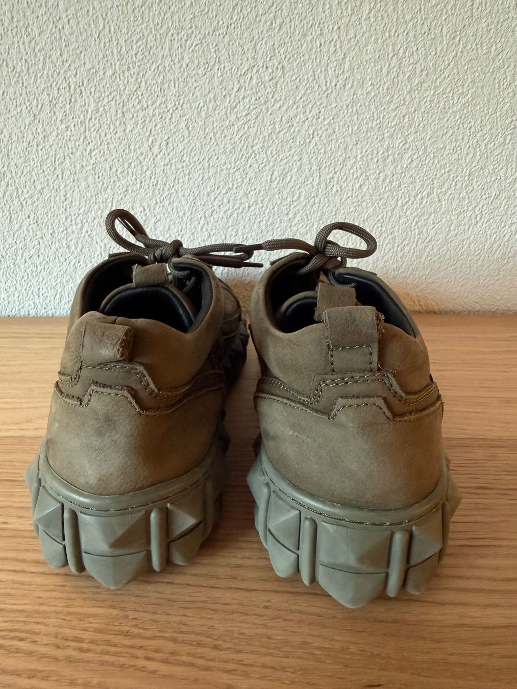 Scarpe da uomo: Sneaker grün Gr. 42 – Usato da Kloten venduto da ble_78dj 5