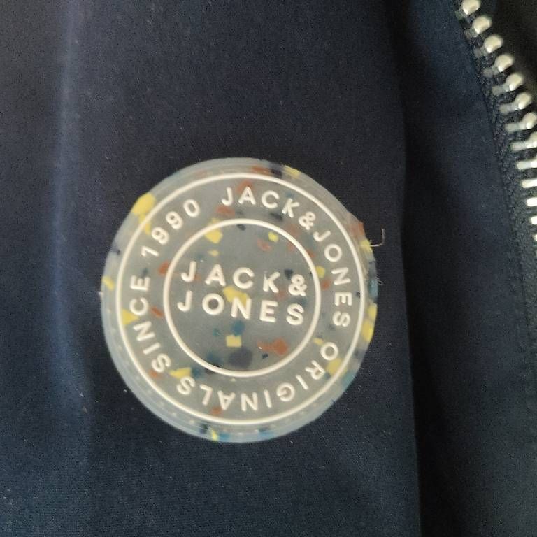 Giacche: lange Winterjacke Jack & Jones – Usato da Zürich venduto da Orkageta 1