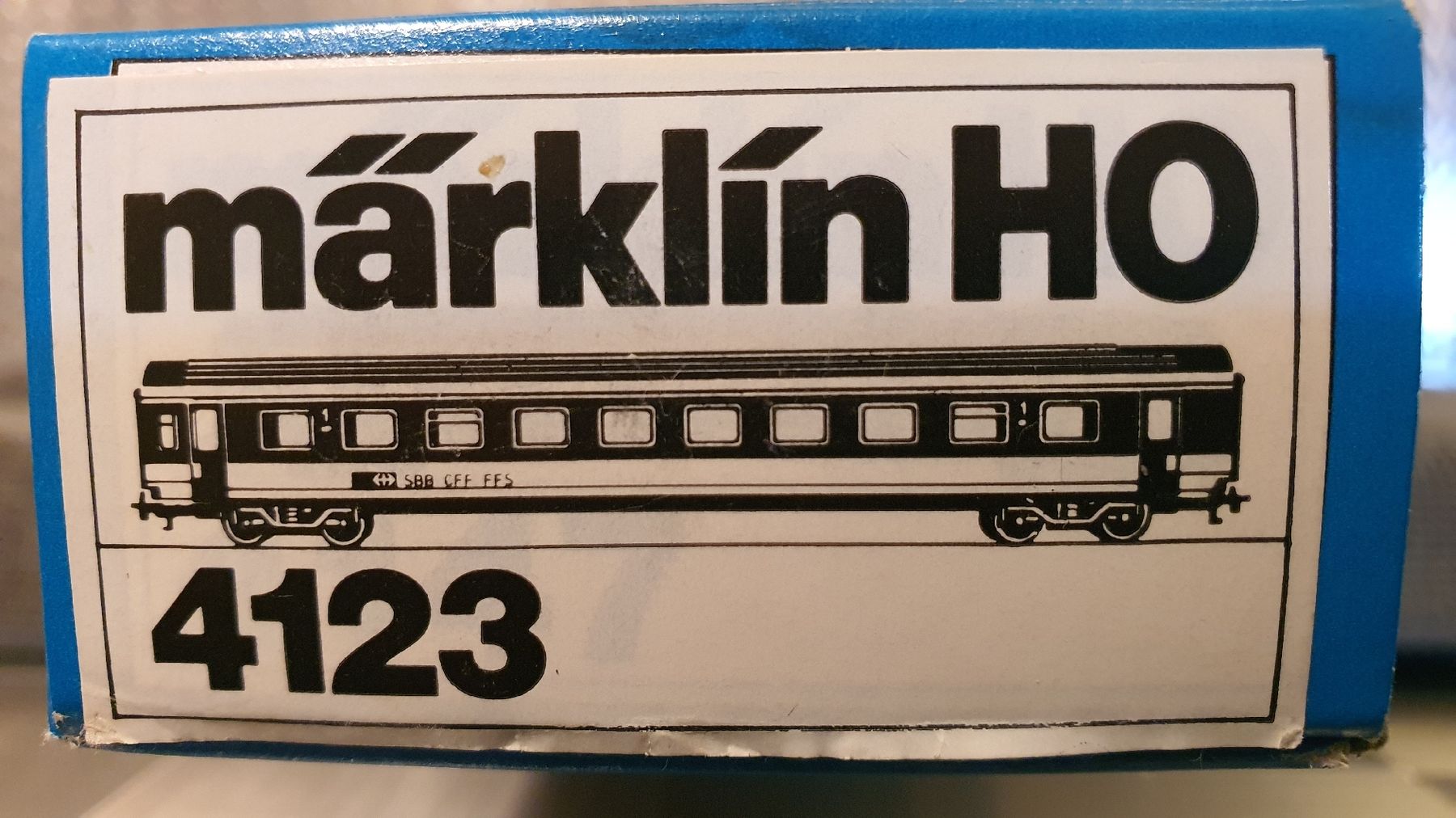 Märklin Modelleisenbahnen: MÄRKLIN 4123 PERSONENWAGEN  – Gebraucht aus Männedorf von Modellbau-wyss 4
