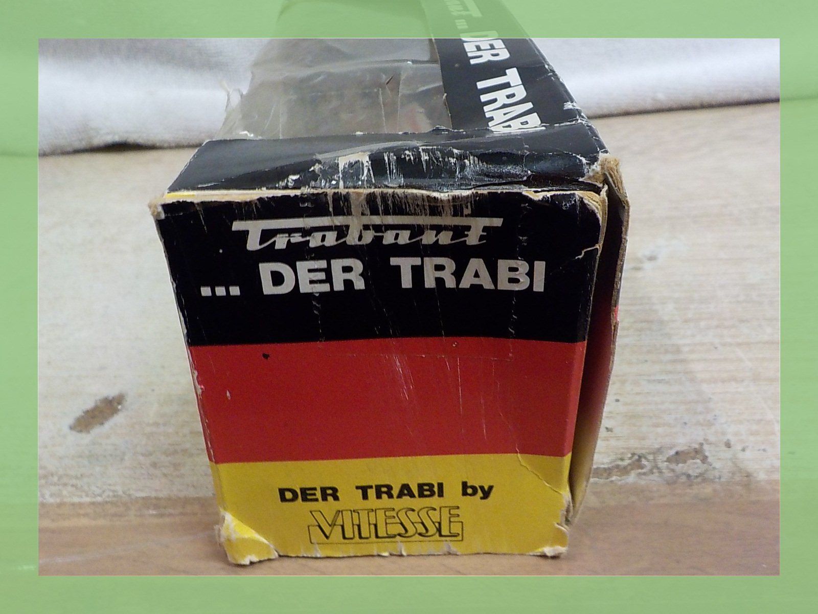 Modellini d'auto: Trabant 601 "Mauerfall" - Limitierte Edition, Top! – Nuovo e nell'imballaggio originale da Bülach venduto da Freieck 7