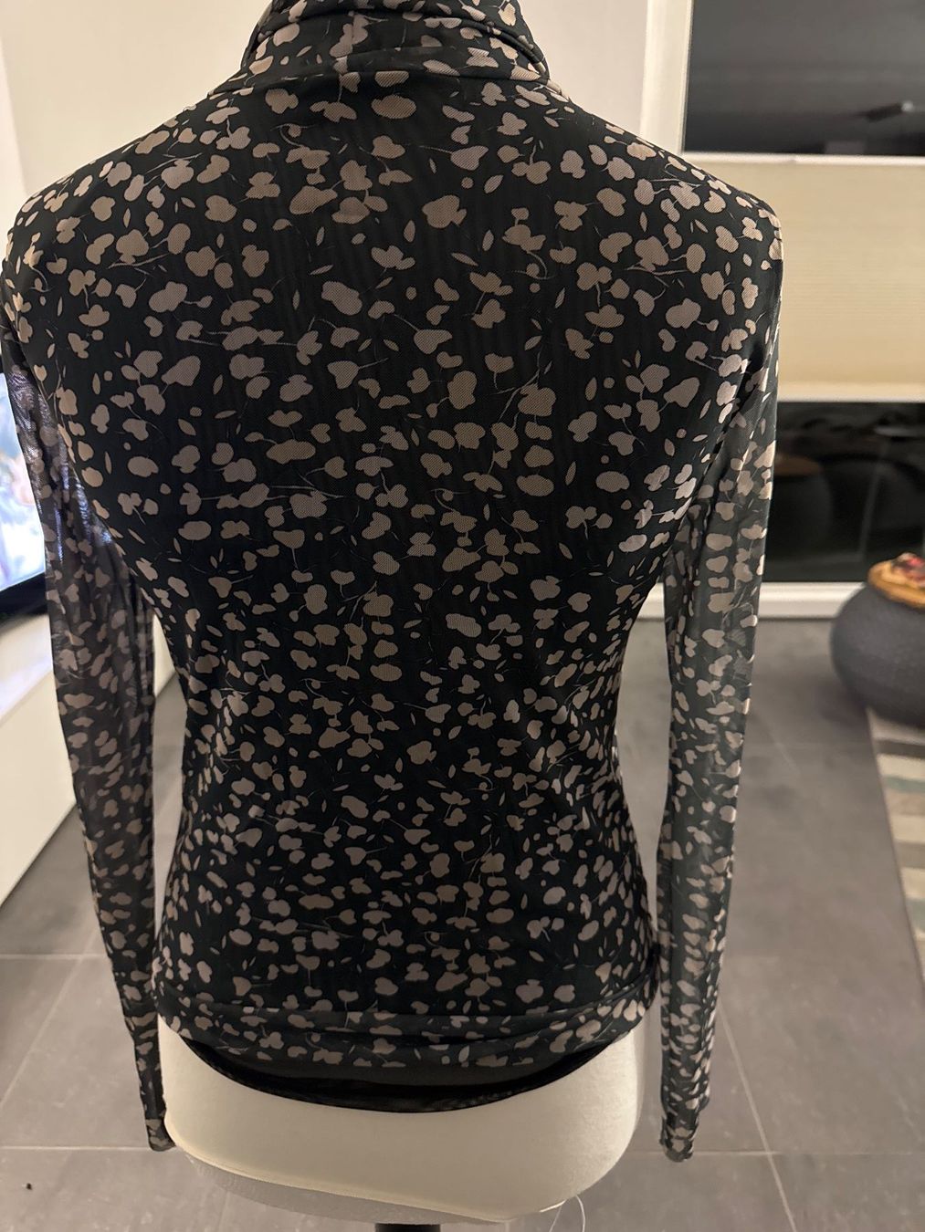Blusen: Soaked Damen Rollkragenpullover Gr. M Herbst Trend – Gebraucht aus Niederscherli von Doene0 2