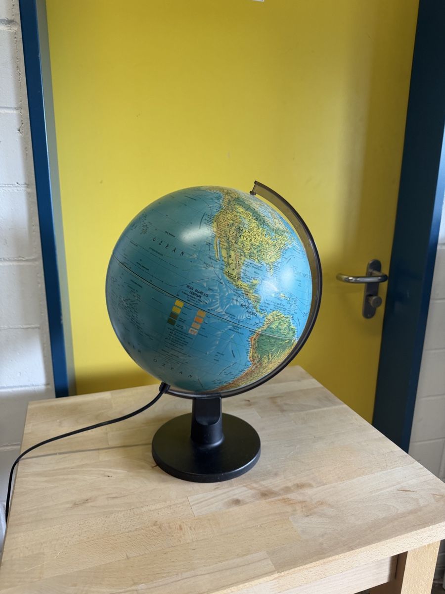 Sonstige Dekorationen & Accessoires: Scan globe Lampe Typ X gebraucht gutem Zustand – Gebraucht aus Strengelbach von RaenAntikDesign 3