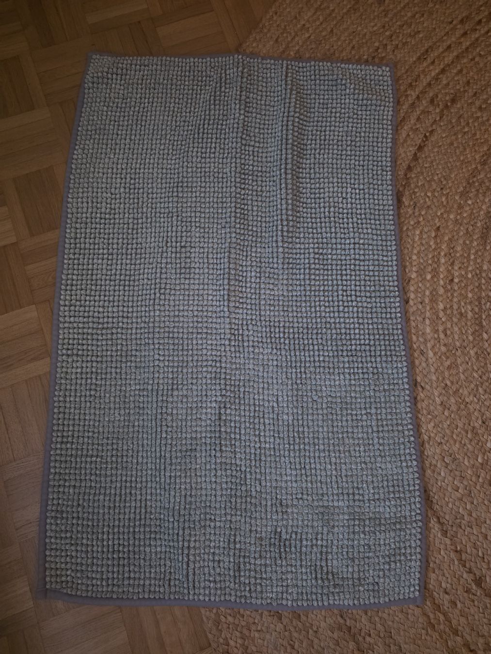 Tappeti: Badematte Badteppich Badezimmer Teppich grau 95x60 – Usato da Pratteln venduto da madi1990