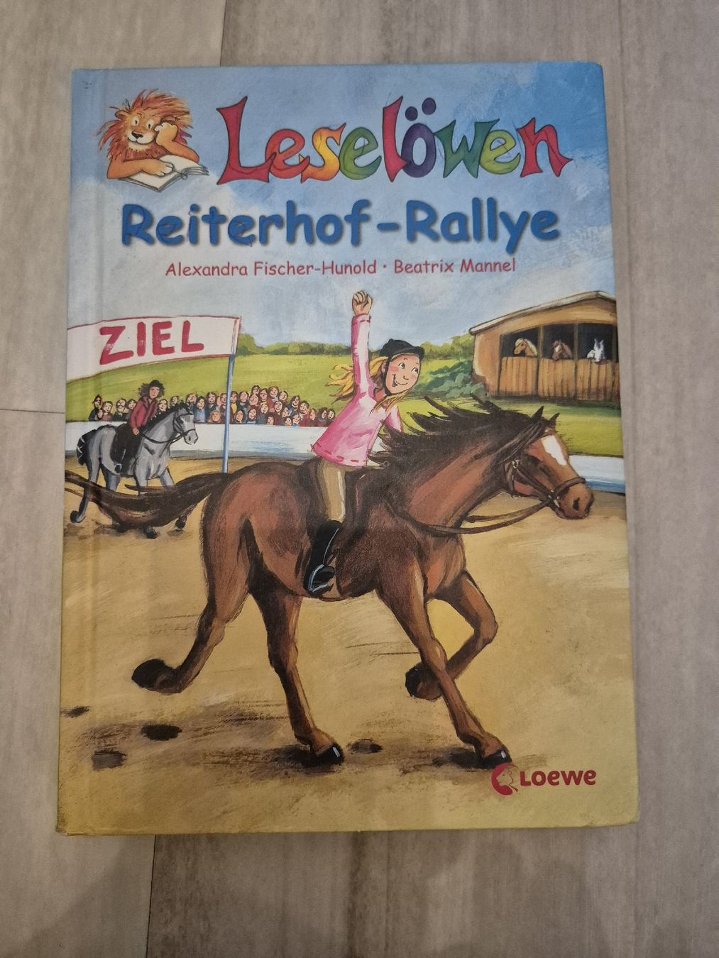 Libri: Reiterhof-Rallye / Leselöwen – Usato da Stansstad venduto da Kyra014