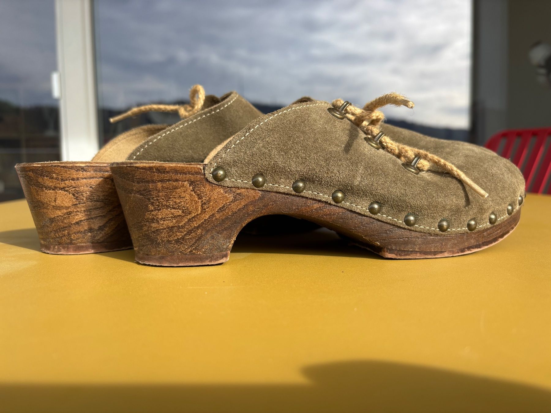 Damenschuhe: BERGHEIMER TRACHTENSCHUHE Leder Clogs Gr. 39 – Gebraucht aus Zürich von missmodernage 2