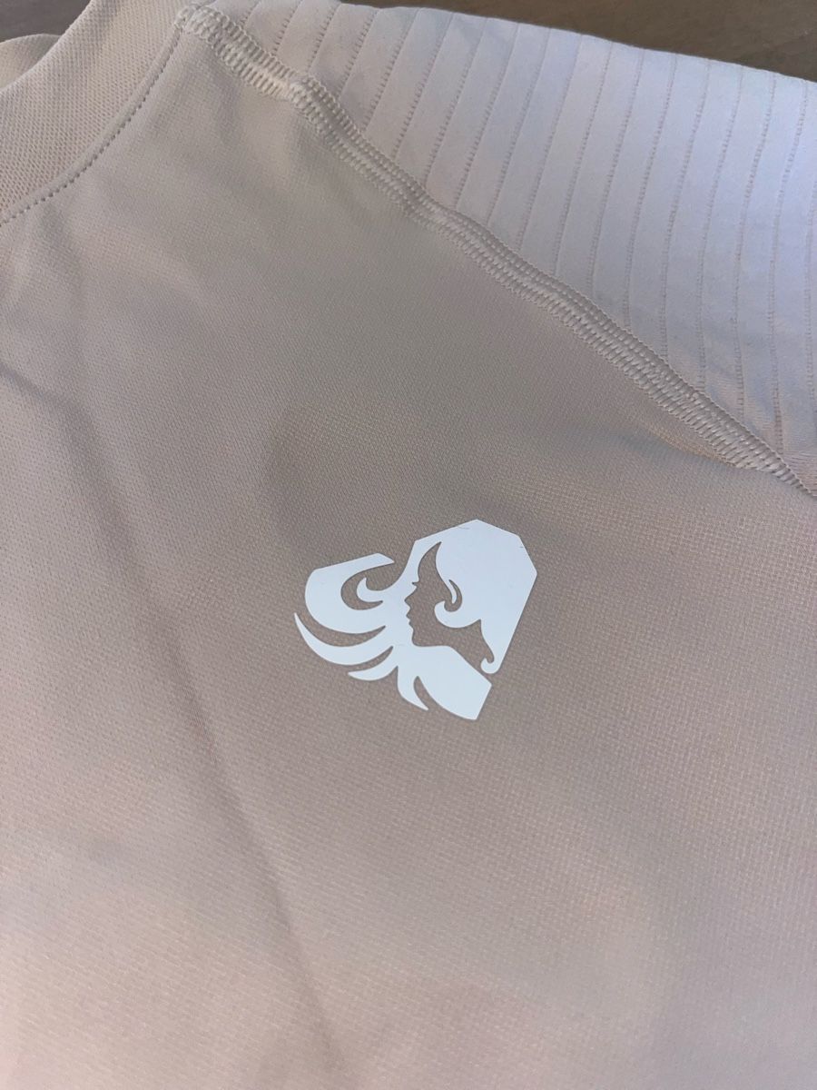 T-shirt: Sport T-Shirt beige – Usato da Stäfa venduto da jo1735 2