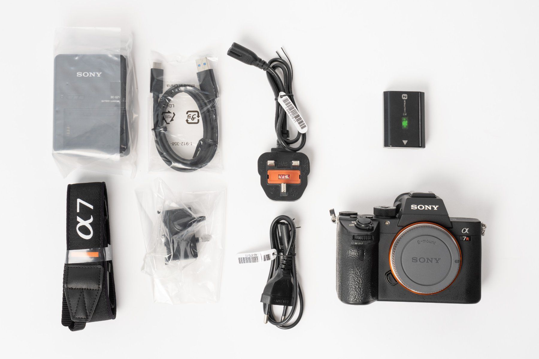 Sony Fotocamera: Sony Alpha 7R III / ILCE-7RM3 42Mp Vollformatkamera – Usato da Interlaken venduto da haeslerfoto 6
