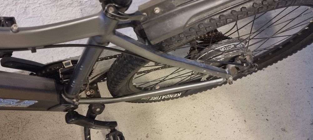 Aversus Biciclette: E-Bike – Usato da Frauenfeld venduto da nazanin 2