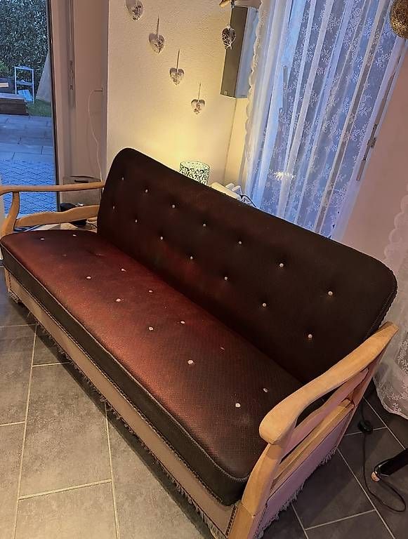 Sofas: Antikes Sofa – Gebraucht aus Rietheim von 3meninas