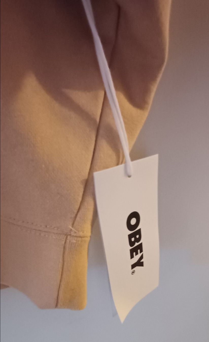 Obey Maglioni & Felpe: OBEY Crop Sweater – Nuovo e nell'imballaggio originale da Genève venduto da tacoma08 2