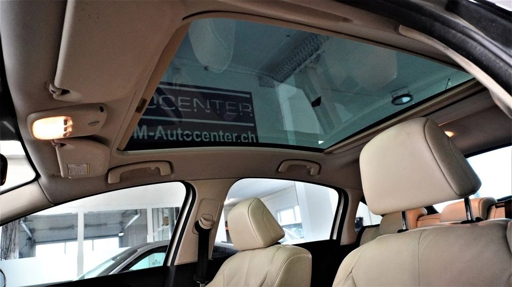 Citroën Automobili: CITROEN C4 Berline 2.0i 16V VTR Automatic – Usato da Altstätten venduto da TM-Auto 9