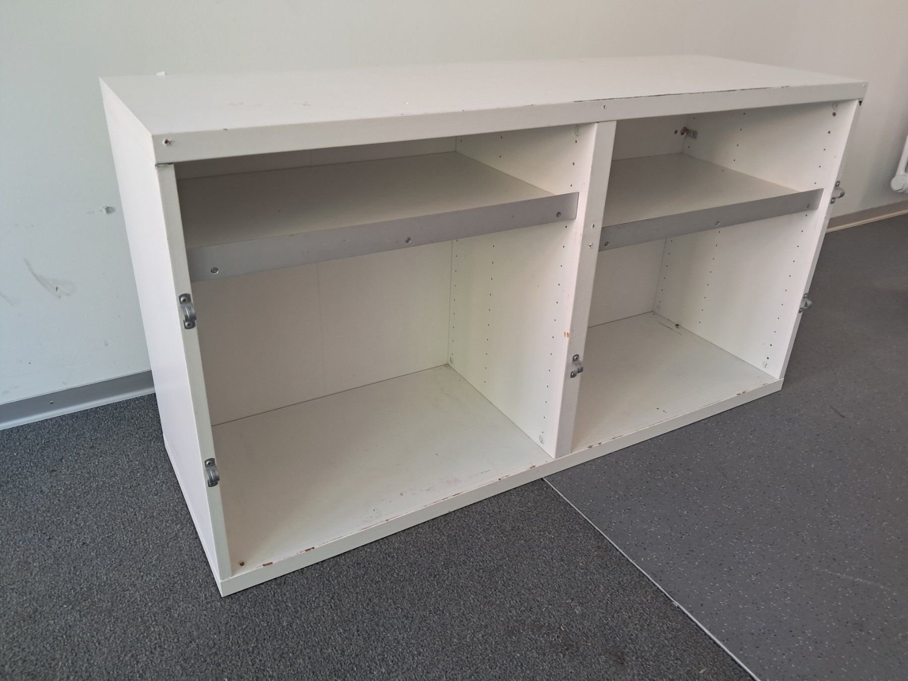 Ikea Étagères: Weisses Regal, IKEA Sideboard, Kommode – D'occasion à Zürich par Lia107 1