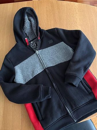 Jungen-Jacke mit warmem Futter Gr. 170/176 kaum getragen